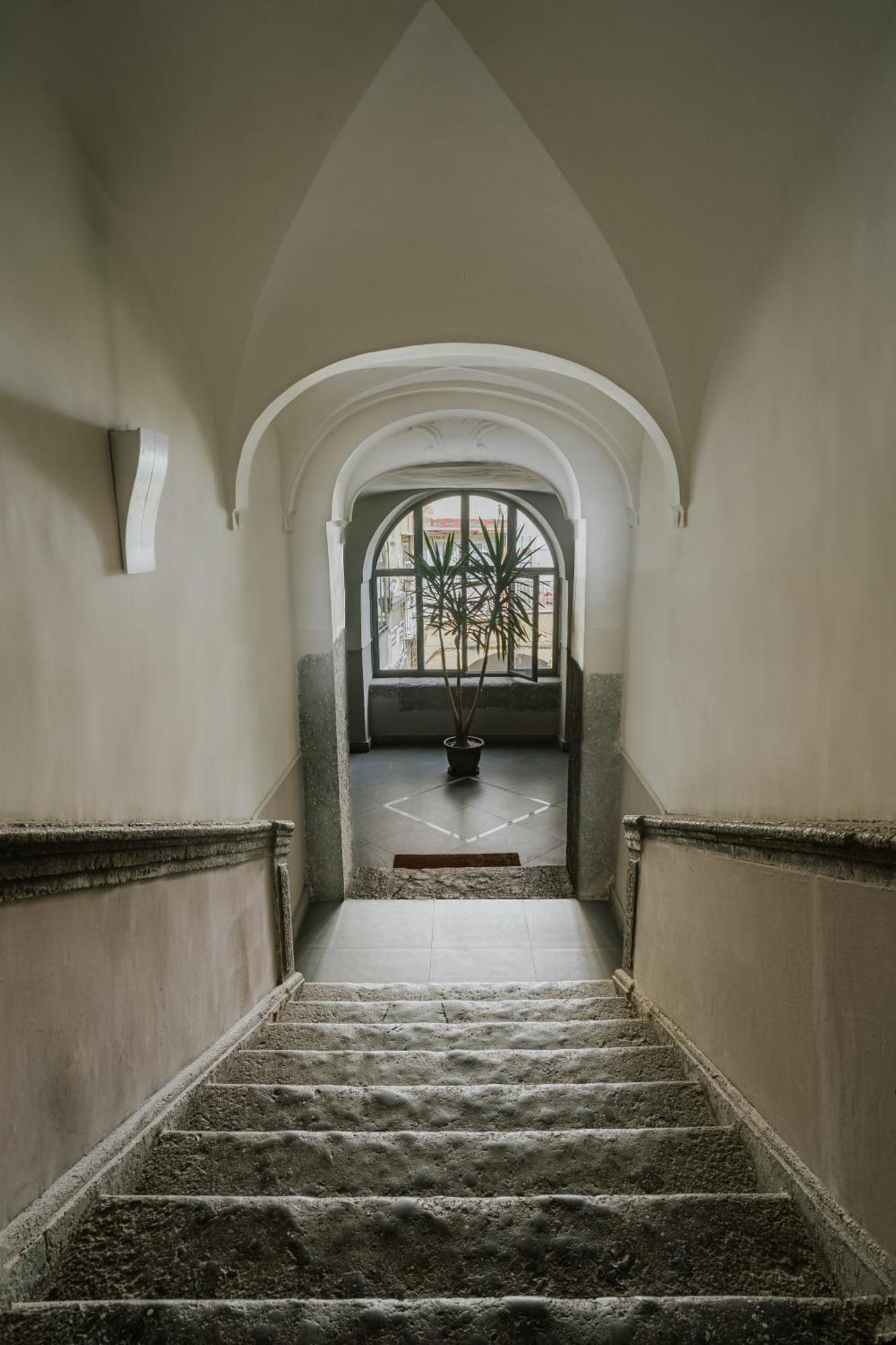 La Bella Vita Luxury Apartament And Travel Solution Naples Exterior photo