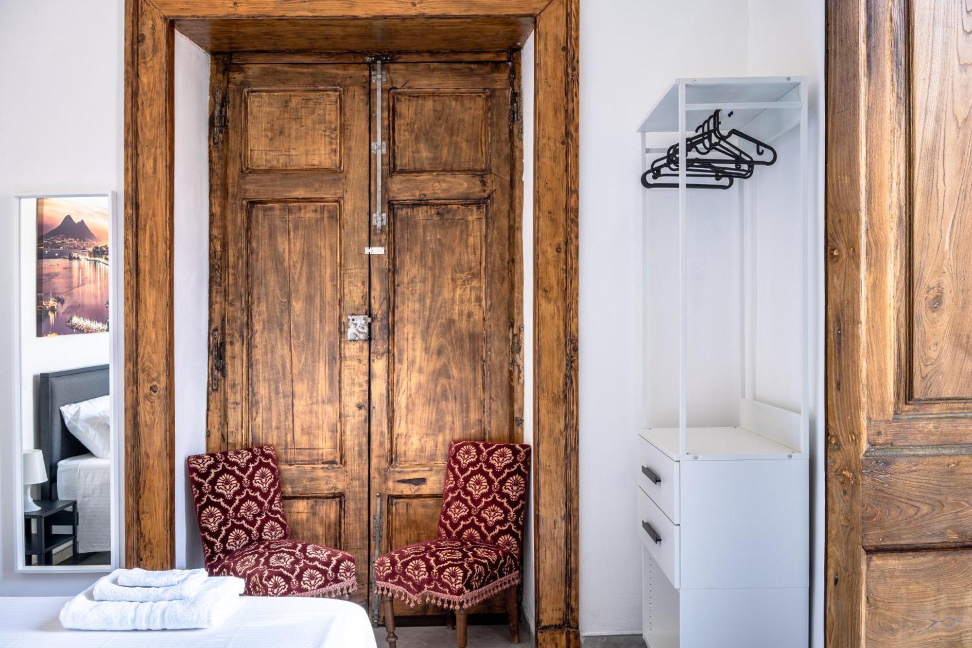 La Bella Vita Luxury Apartament And Travel Solution Naples Exterior photo