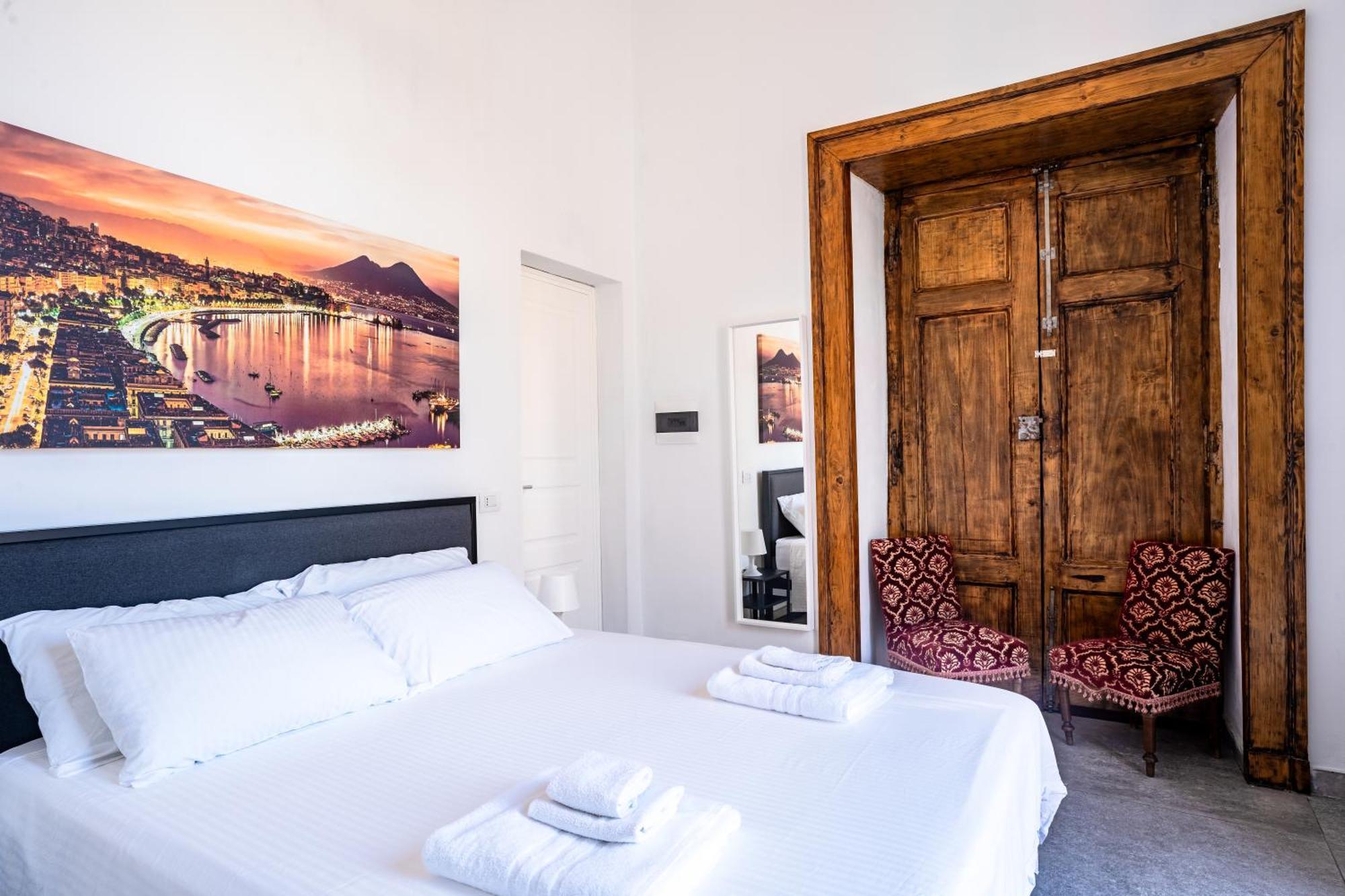 La Bella Vita Luxury Apartament And Travel Solution Naples Exterior photo