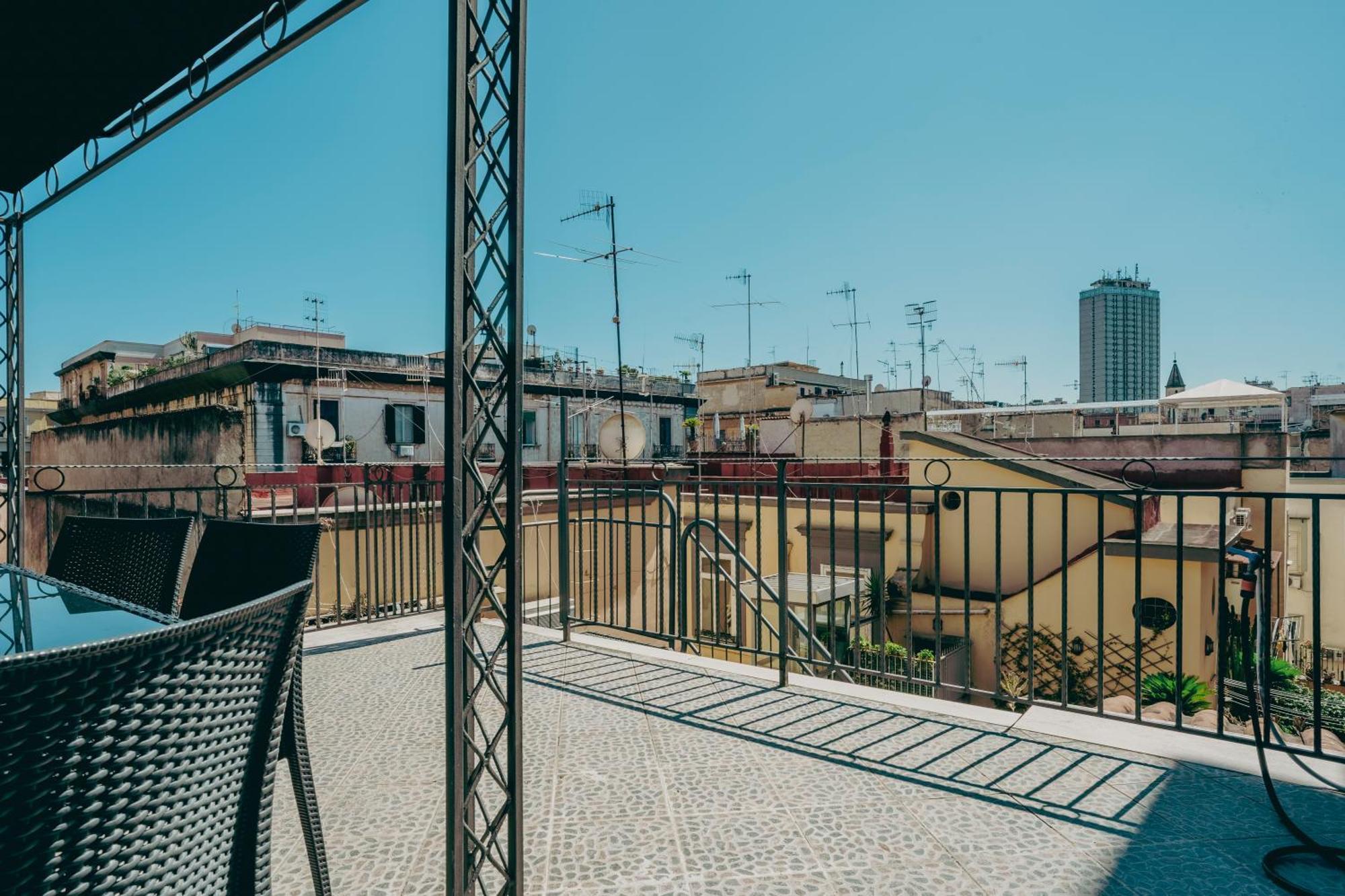 La Bella Vita Luxury Apartament And Travel Solution Naples Exterior photo