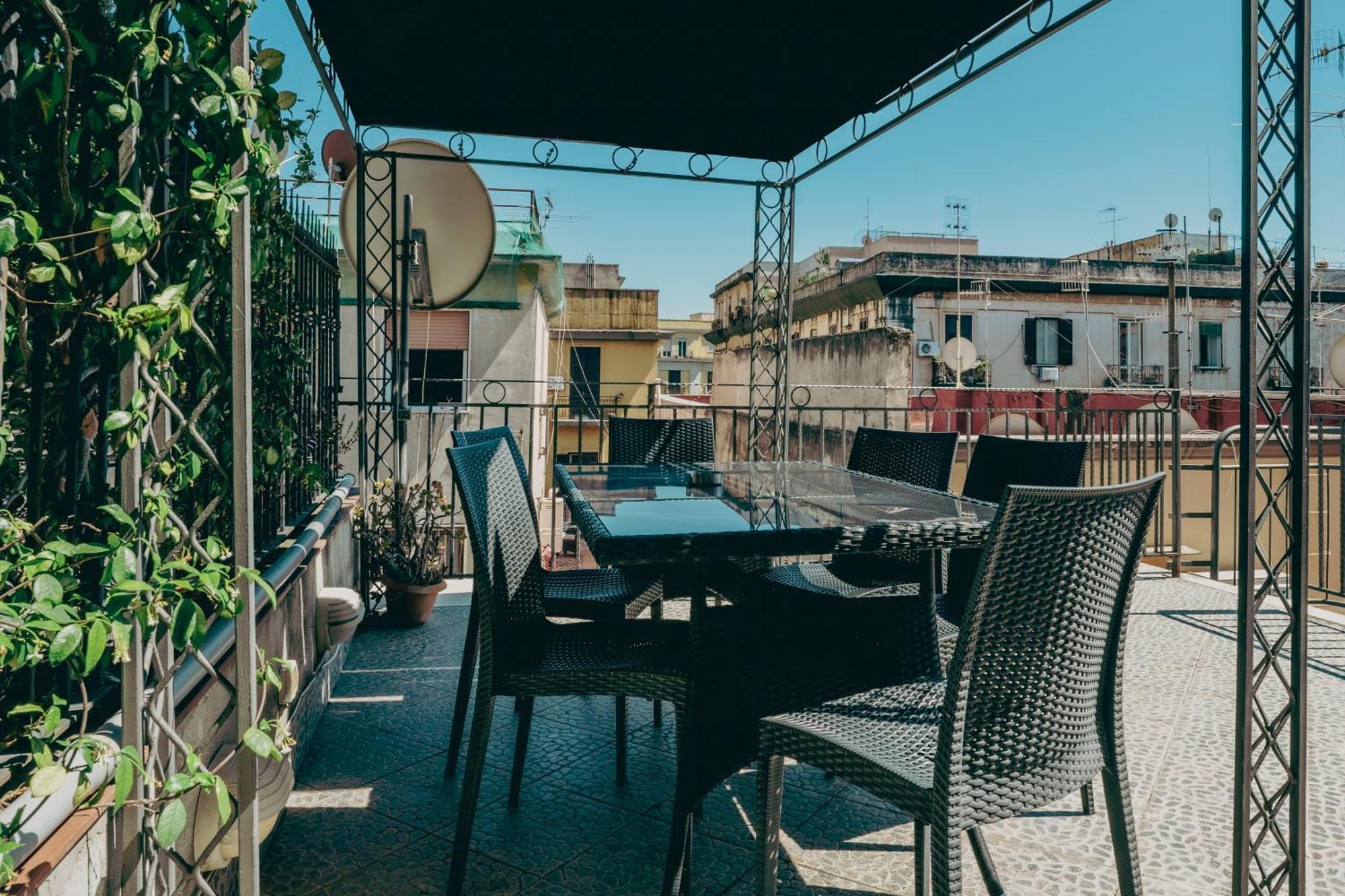 La Bella Vita Luxury Apartament And Travel Solution Naples Exterior photo