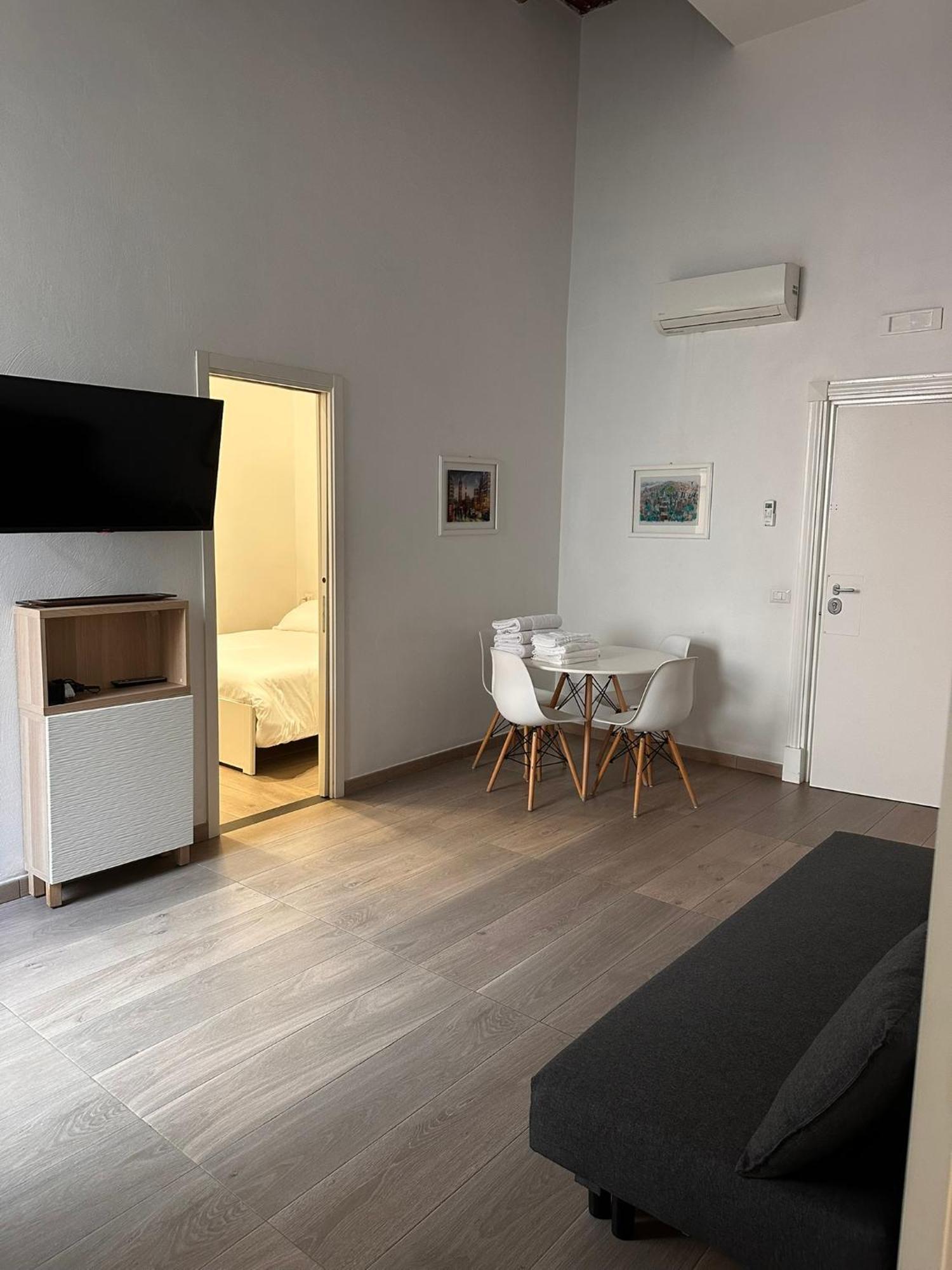 La Bella Vita Luxury Apartament And Travel Solution Naples Exterior photo